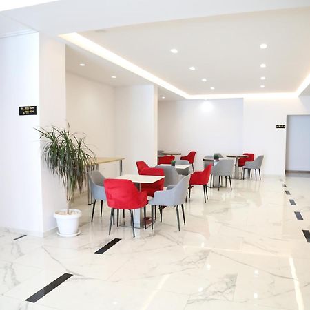 Relax Mea Hotel Sarande Ngoại thất bức ảnh