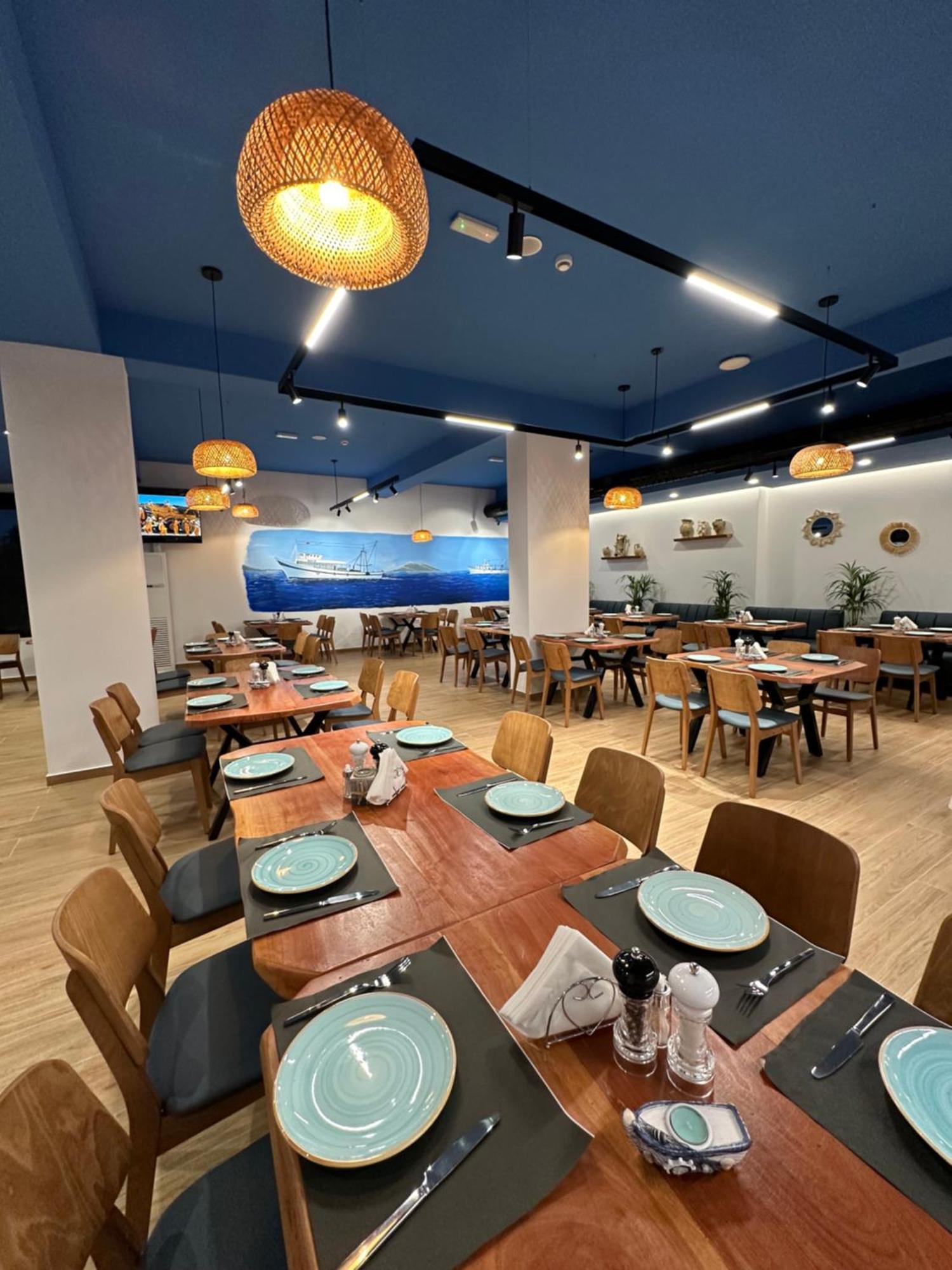 Relax Mea Hotel Sarande Ngoại thất bức ảnh