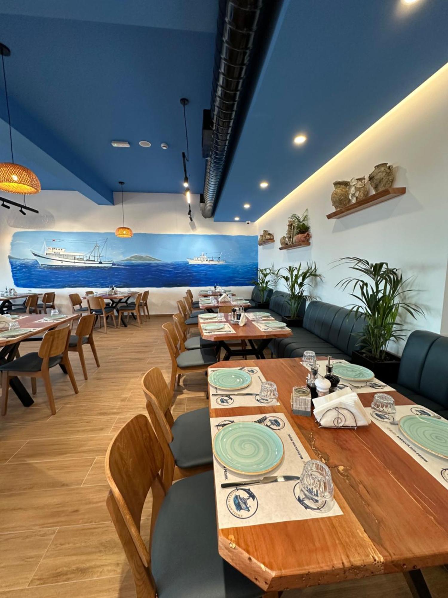 Relax Mea Hotel Sarande Ngoại thất bức ảnh