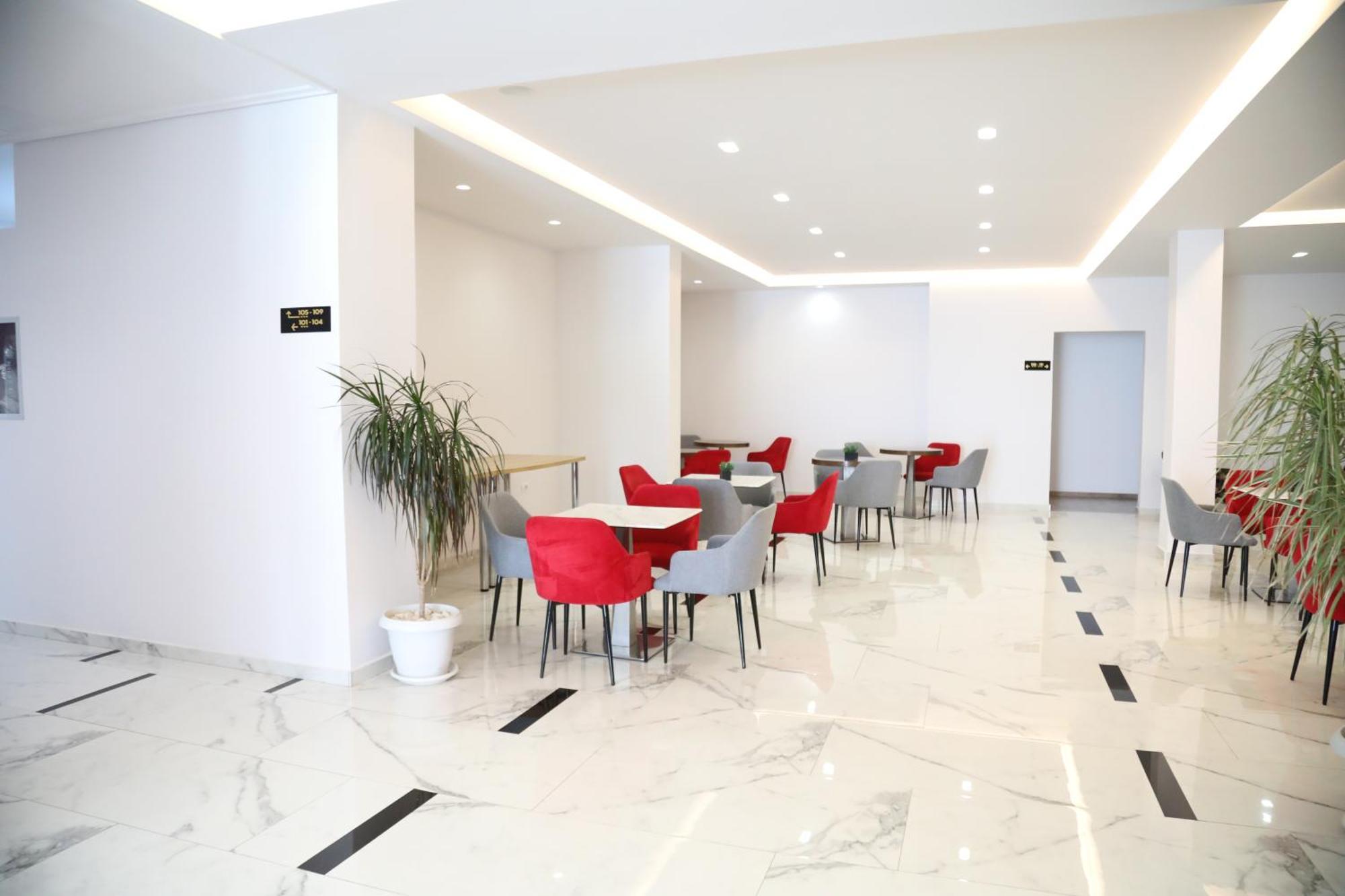 Relax Mea Hotel Sarande Ngoại thất bức ảnh