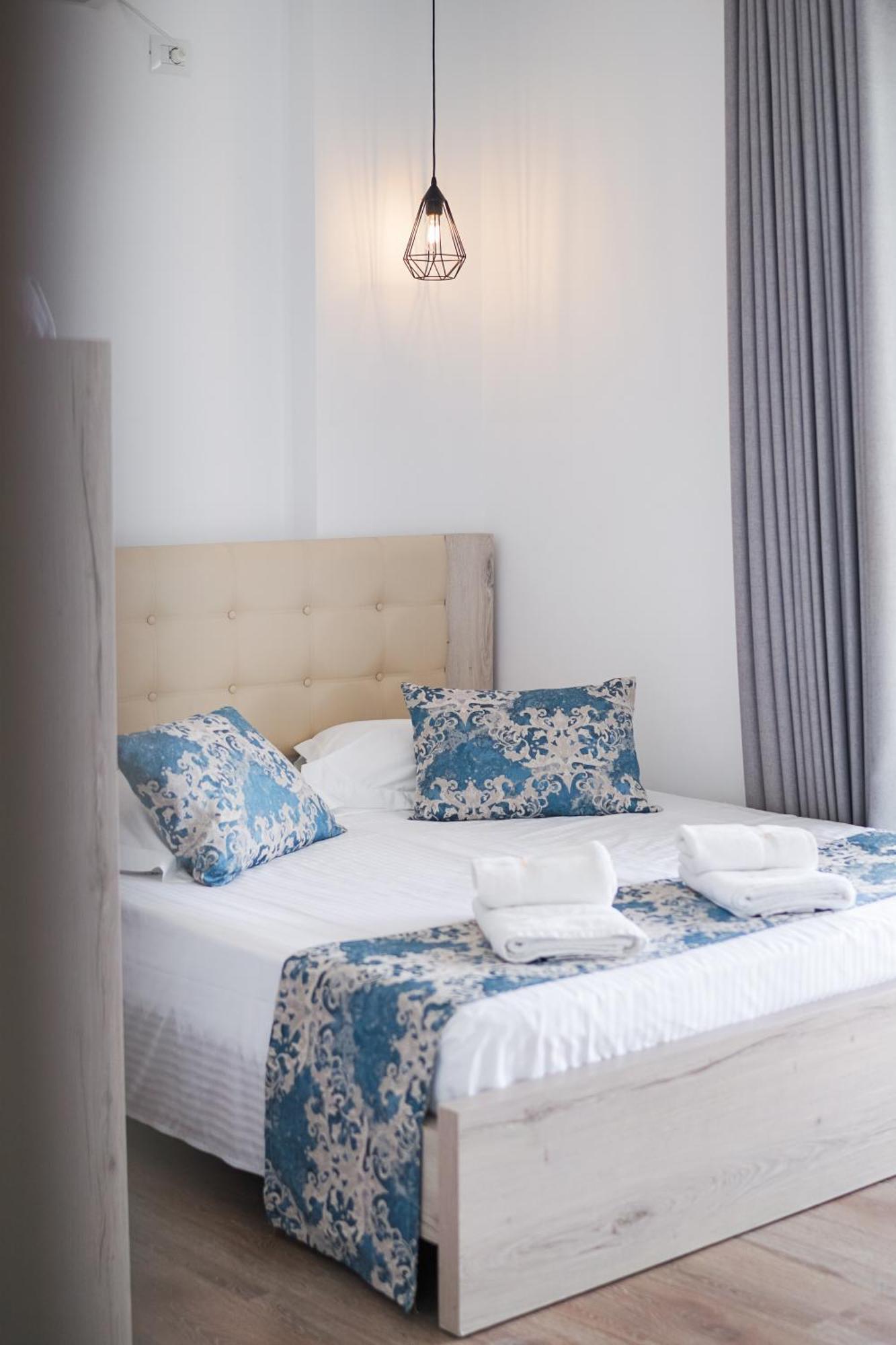 Relax Mea Hotel Sarande Ngoại thất bức ảnh