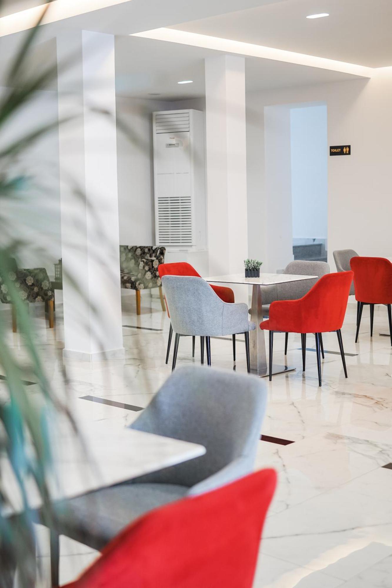 Relax Mea Hotel Sarande Ngoại thất bức ảnh