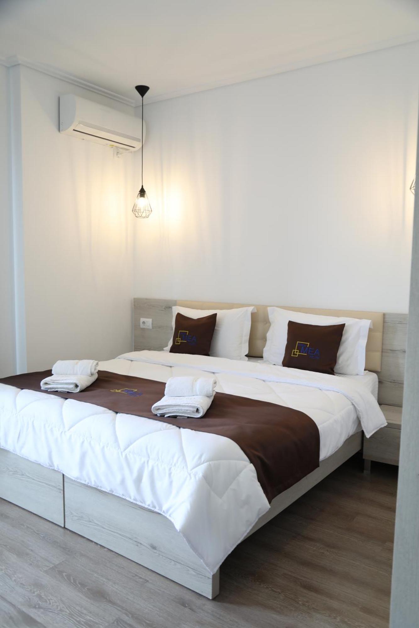 Relax Mea Hotel Sarande Ngoại thất bức ảnh