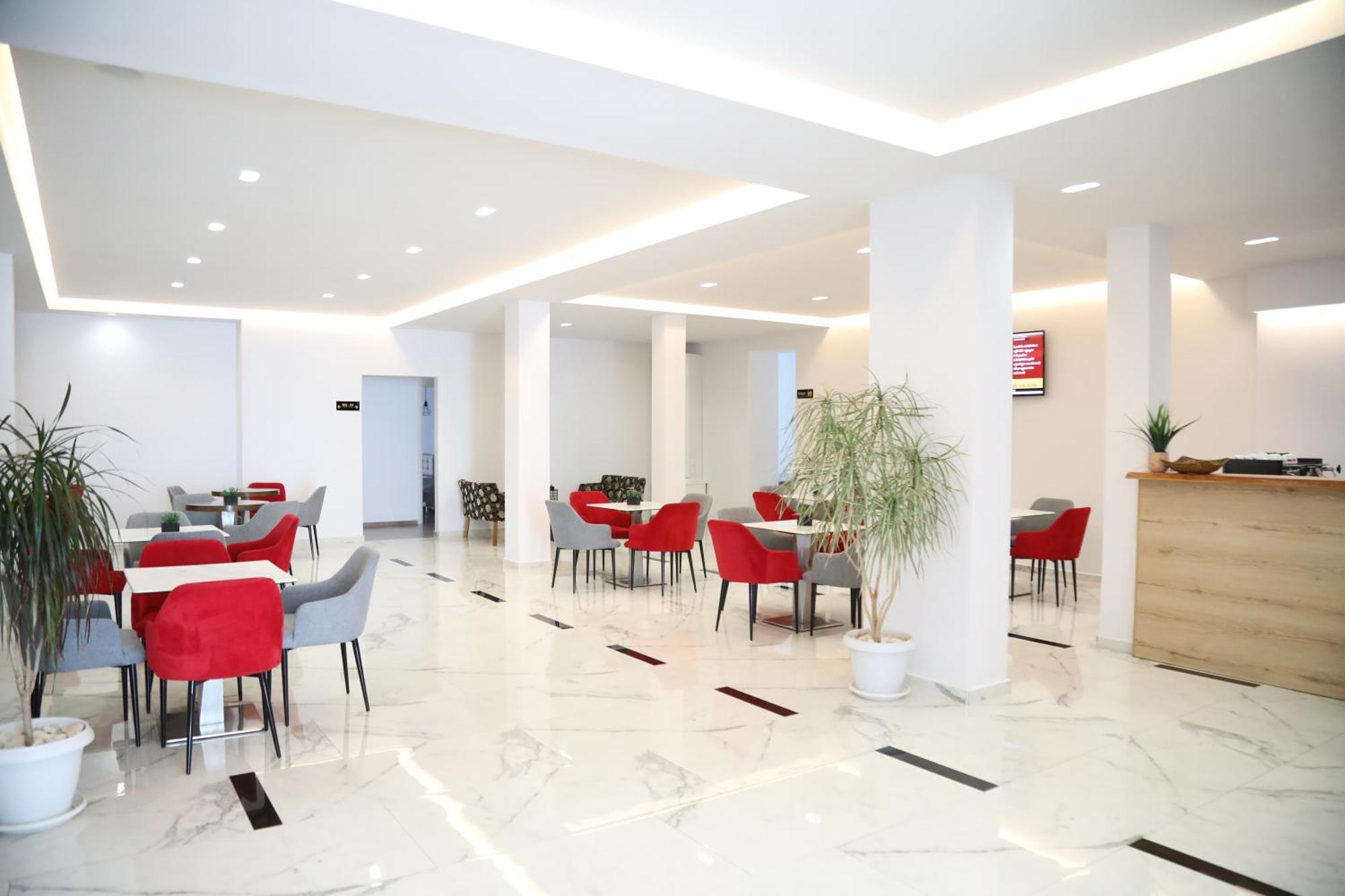 Relax Mea Hotel Sarande Ngoại thất bức ảnh