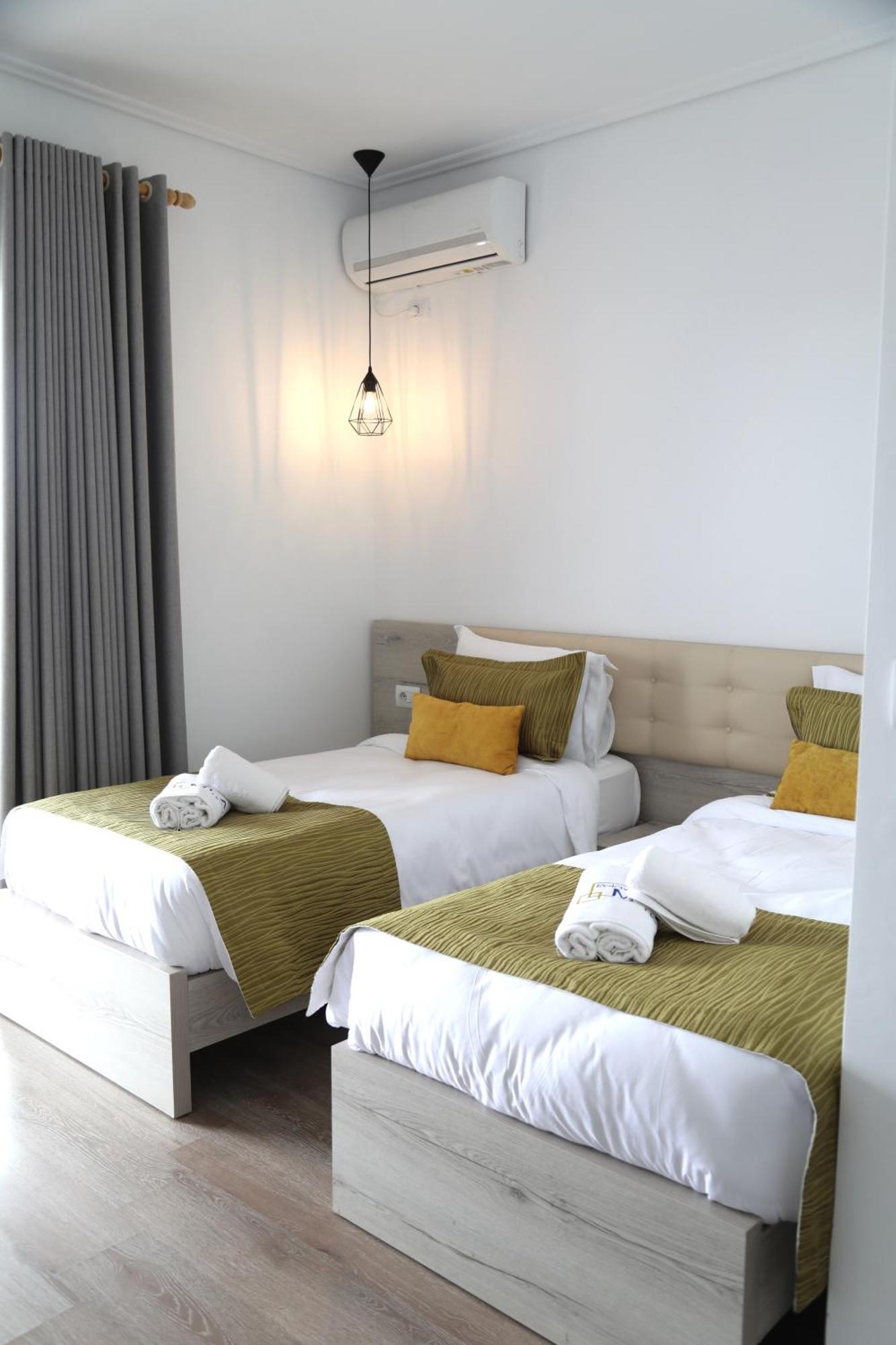 Relax Mea Hotel Sarande Ngoại thất bức ảnh