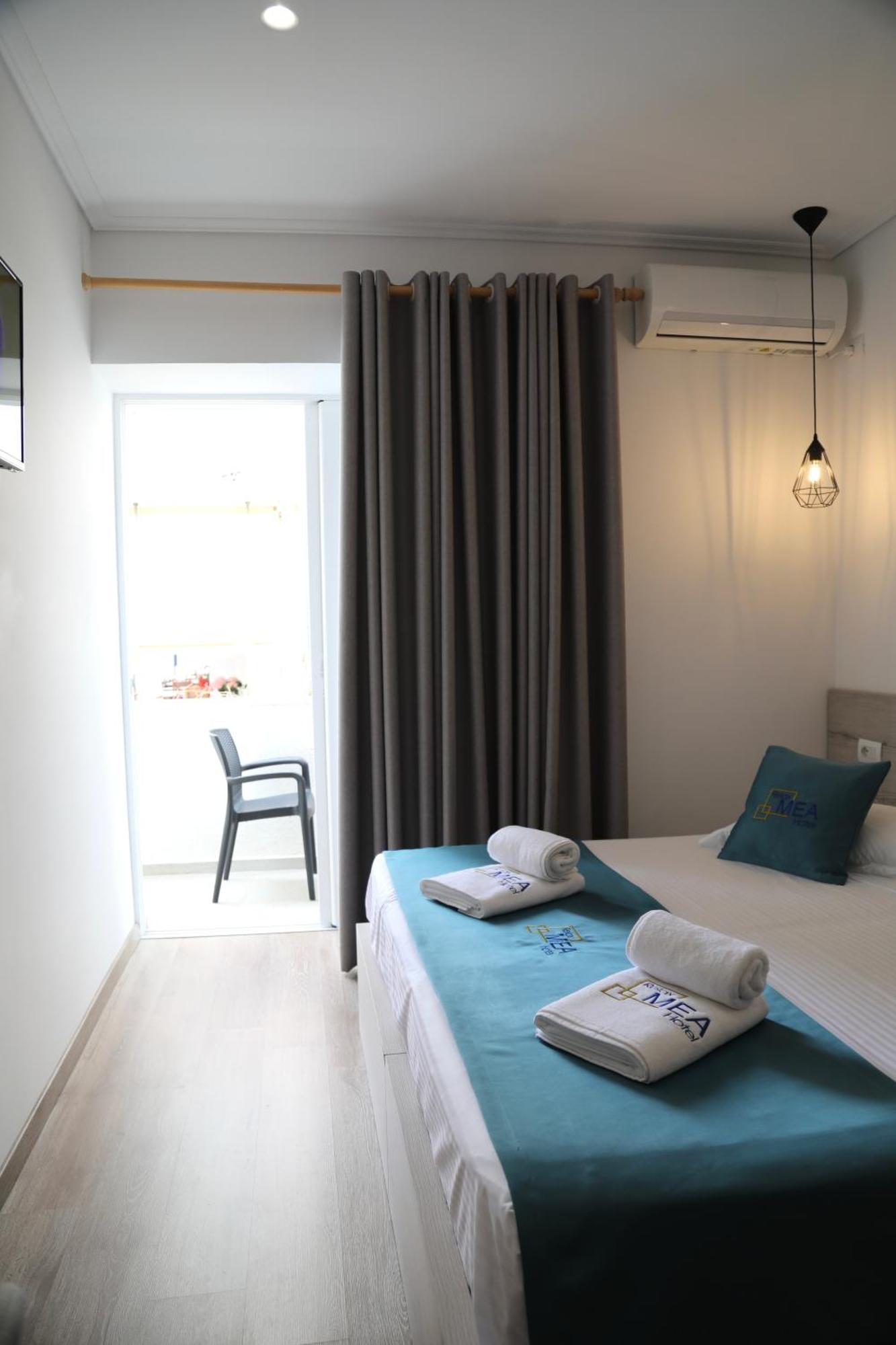 Relax Mea Hotel Sarande Ngoại thất bức ảnh