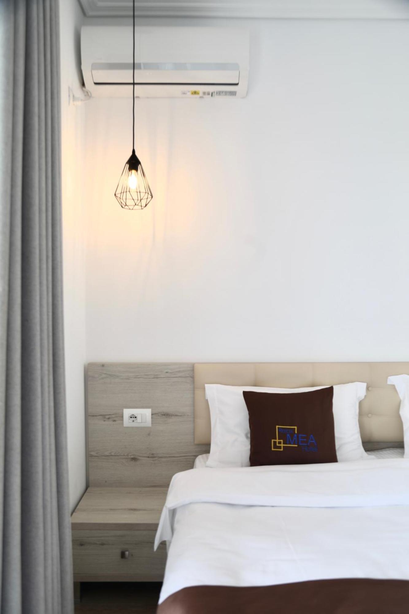 Relax Mea Hotel Sarande Ngoại thất bức ảnh
