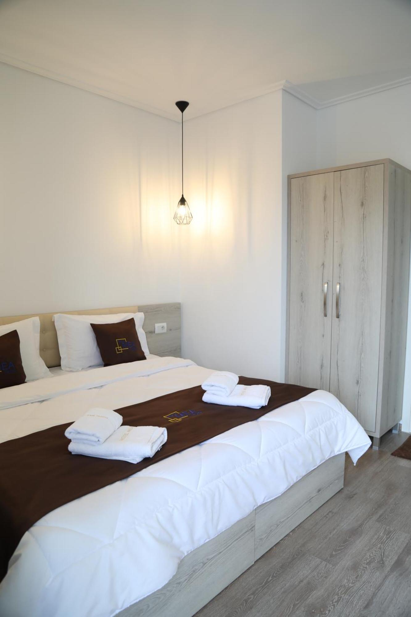 Relax Mea Hotel Sarande Ngoại thất bức ảnh